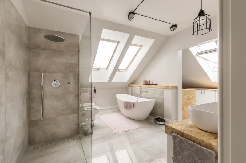 Signs It’s Time To Replace Your Bathtub Or Shower