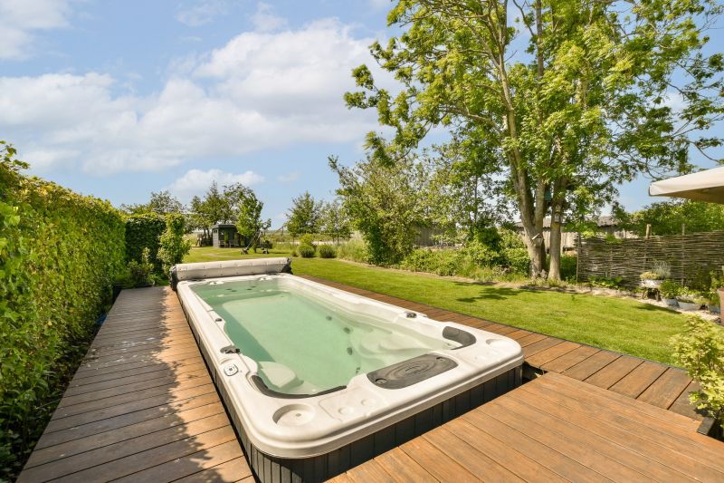 Pool and Spa Contractors